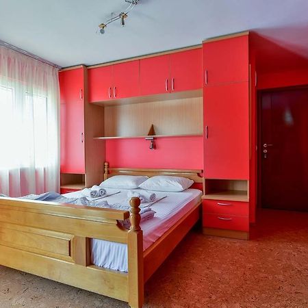 Apartments Srzentic Petrovac Exterior photo