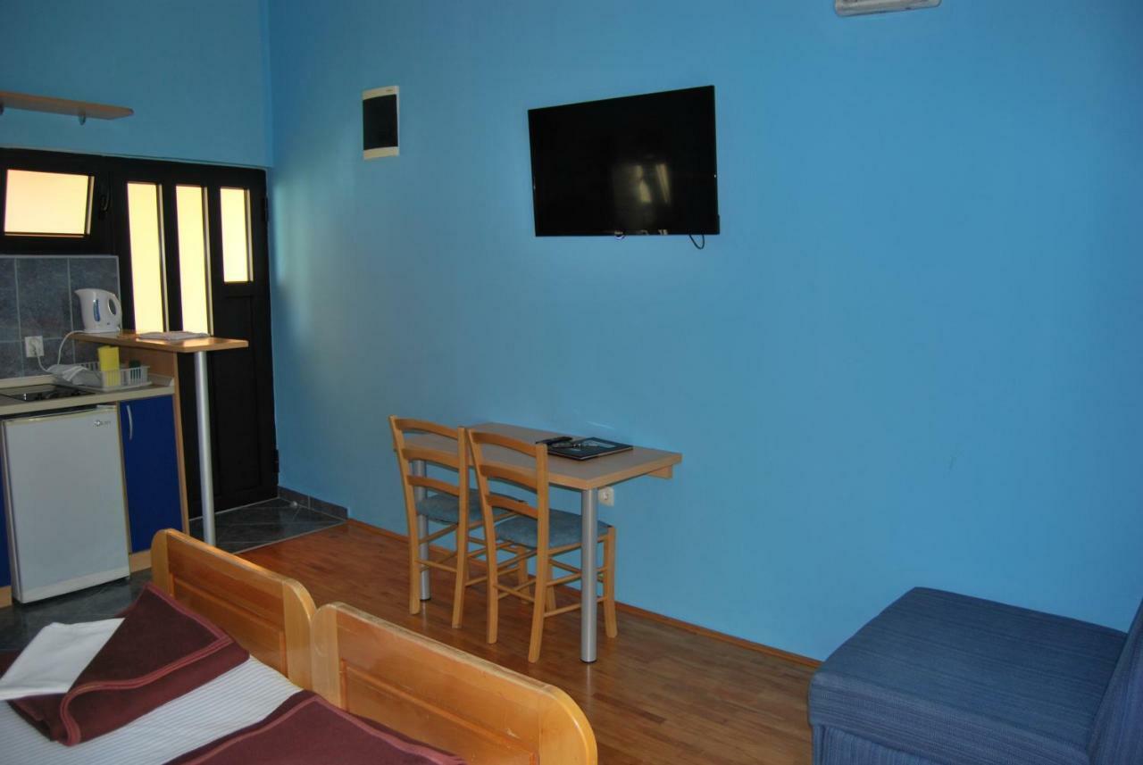 Apartments Srzentic Petrovac Exterior photo