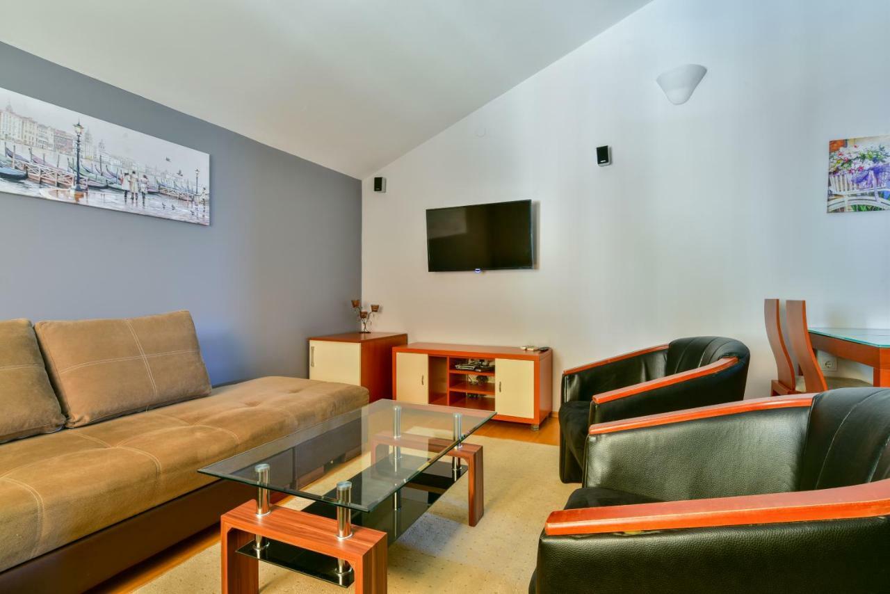 Apartments Srzentic Petrovac Exterior photo